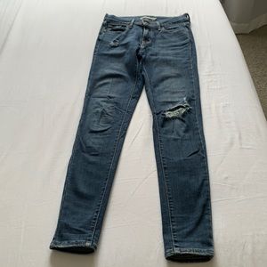 Levi’s 710 skinny jeans